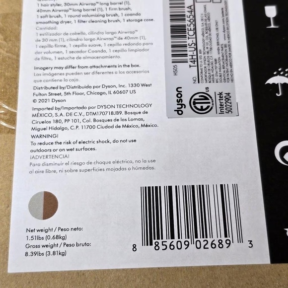 New Dyson airwrap complete long black/gold. - Picture 4 of 11